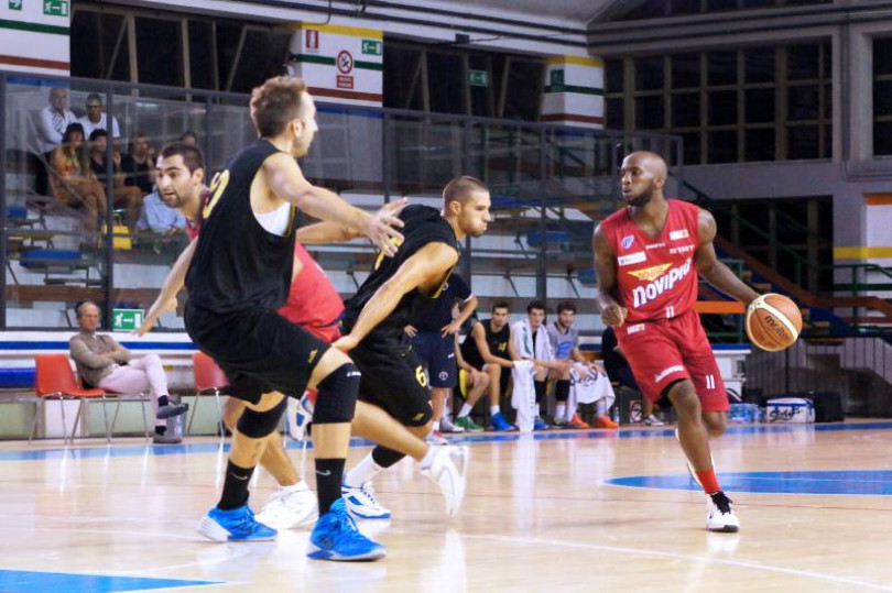 Basket: bella vittoria della Junior Novipiù domenica a Brescia: 74-88