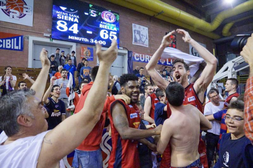 Al PalaFerraris la JC Novipiù batte l'Acea Roma (80-58) e vola ai play-off contro Treviso