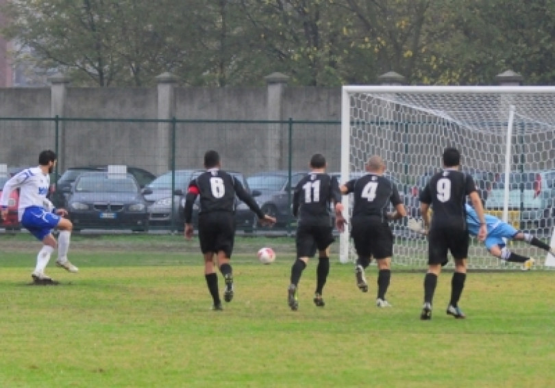 <b>Casale-Renate 1-1</b>: botta e risposta su rigore, poi Ruzittu para il terzo penalty di giornata