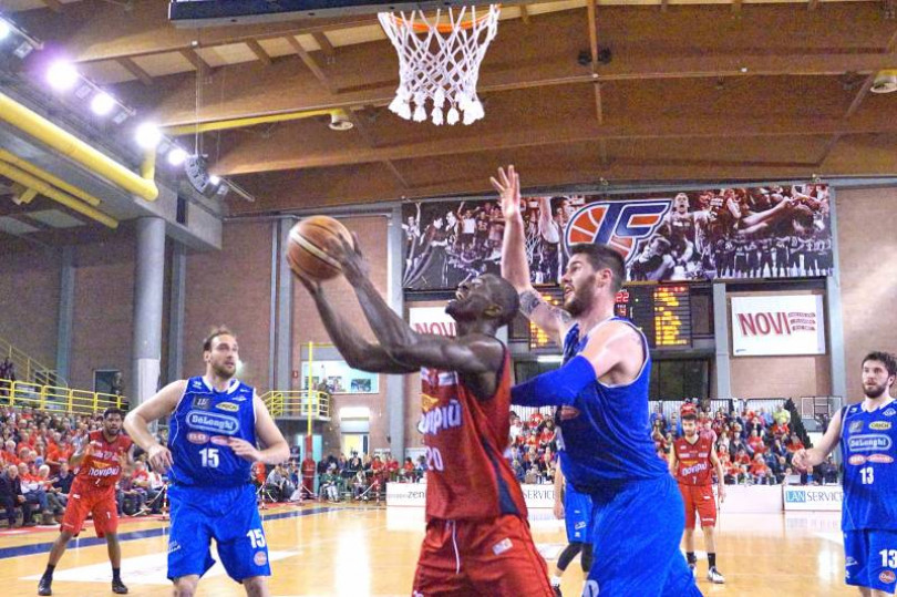 Playoff basket: stasera gara-5 Novipiù-Treviso. Si giocherà in Veneto ma ci sarà il maxischermo al PalaFerraris