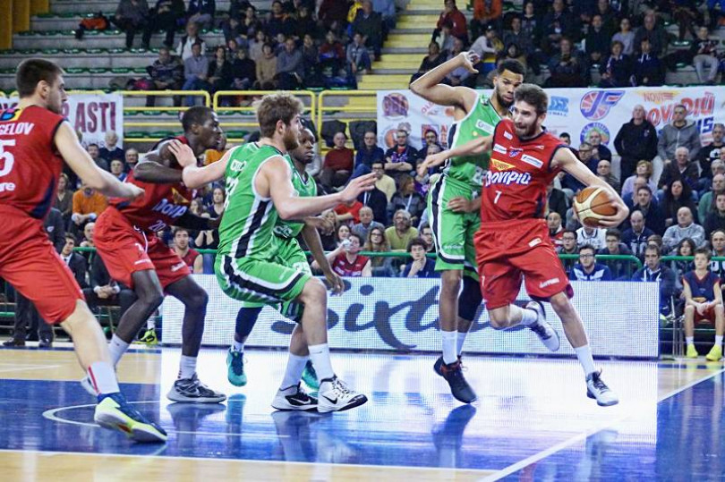 Play-off: Treviso s'impone in gara-2 (83-54). Sabato e lunedì la serie si sposta al PalaFerraris