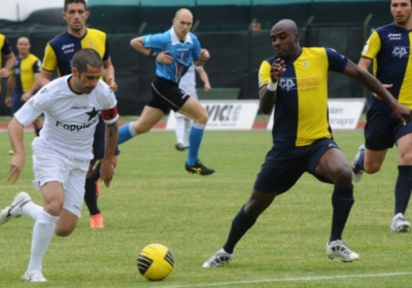 Il Casale pareggia 1-1 in Romagna e sfiderà l'Entella ai play-off