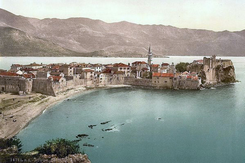 Quinto scalo a <b>Cattaro</b> (Kotor), con l'escursione a <b>Budva</b> e il tour del Montenegro con <b>Cettigne</b> (ricordo casalese nelle tombe reali)