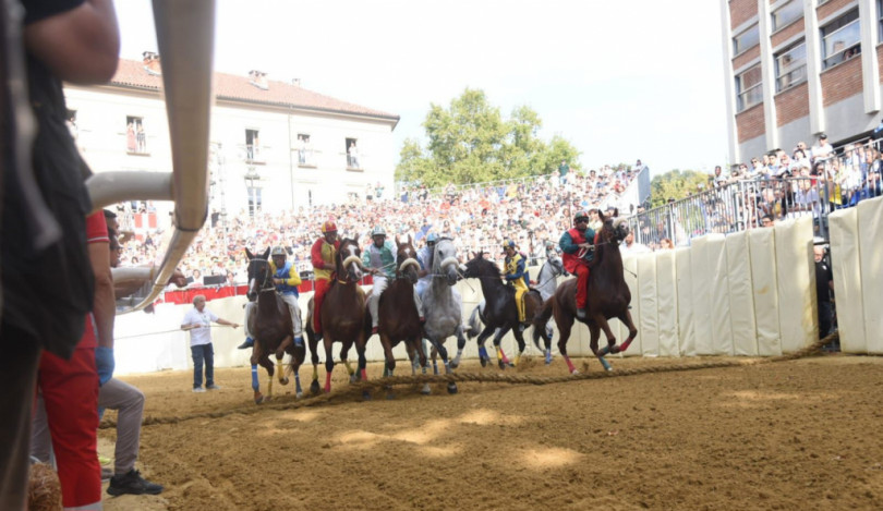 Palio di Asti: vince Borgo Torretta