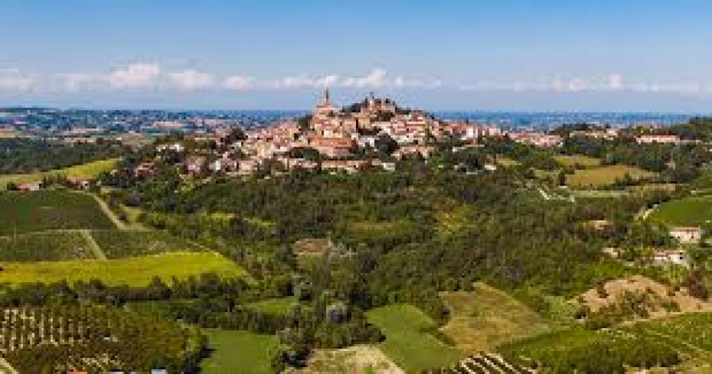 Monferrato, terra di borghi e di città